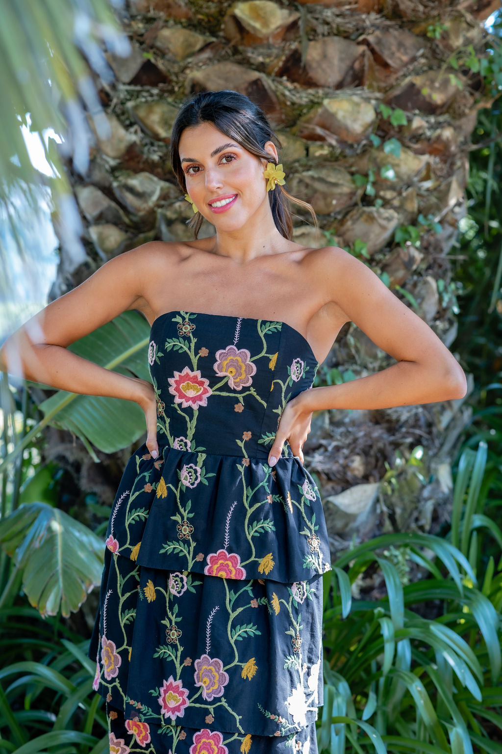 EMBROIDERED STRAPLESS DRESS OUR BRAND